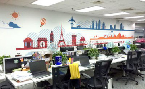 射阳教你设计办公室墙绘的方法。